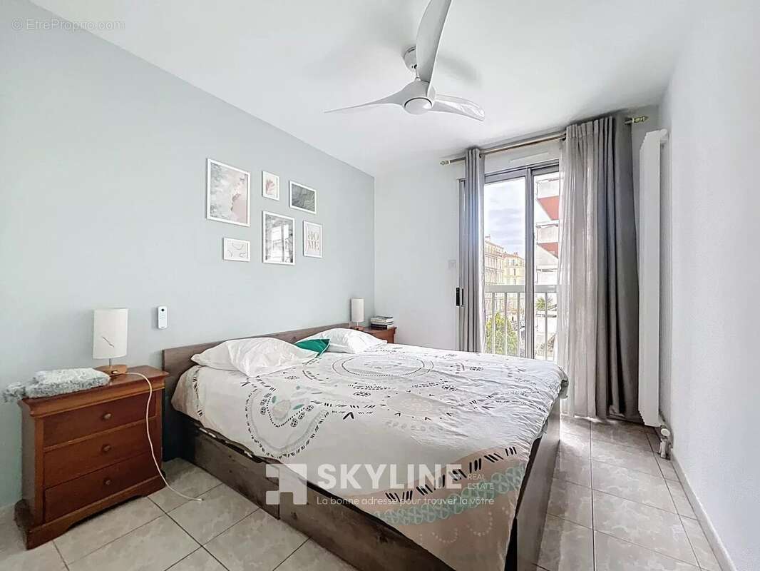 Appartement à MARSEILLE-2E