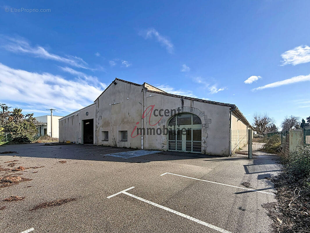 Commerce à SAINT-ANDIOL