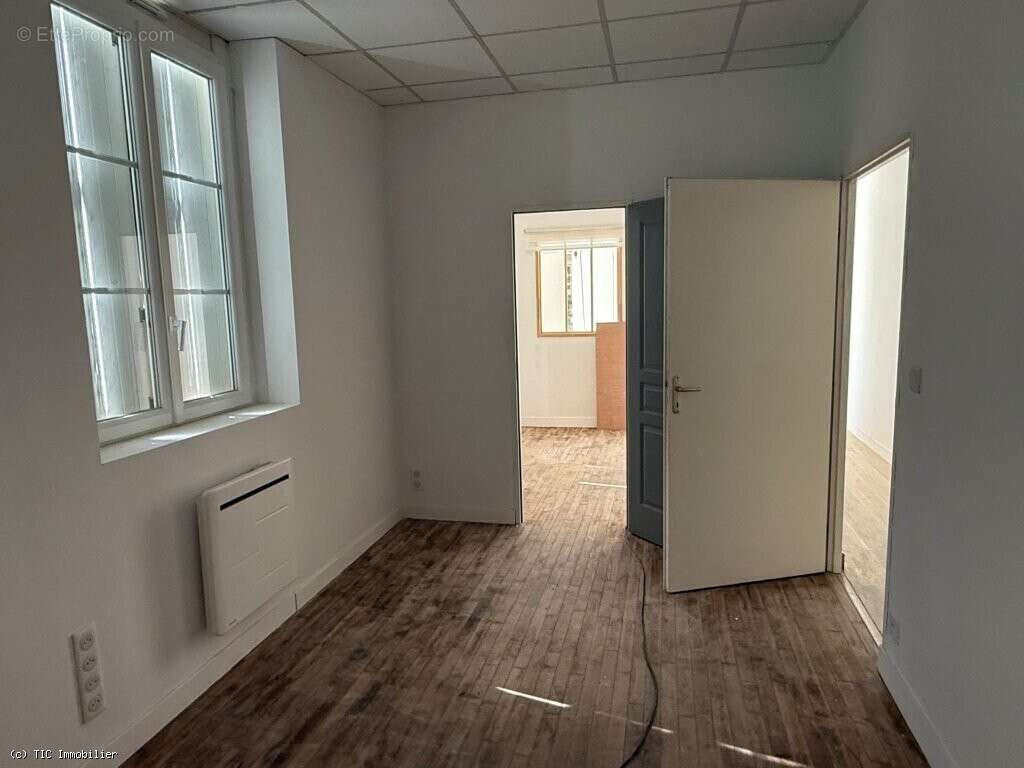 Petite Maison de Ville Rénovée Avec Projet de Rénovation Pour L'Ancienne Sous-Préfecture - photo 6