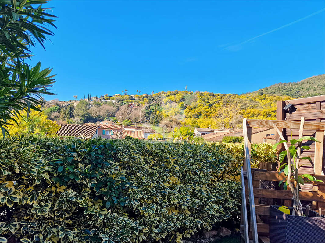 Maison à AURIBEAU-SUR-SIAGNE