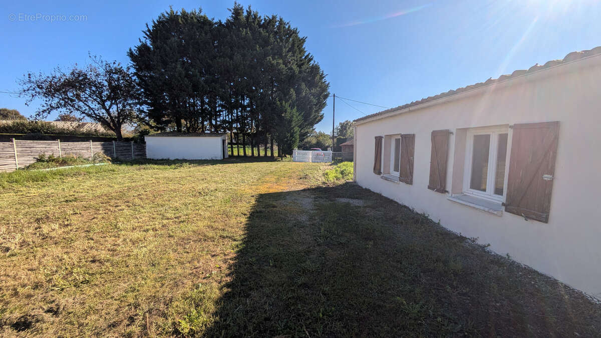 Maison à SAINT-VINCENT-LA-CHATRE