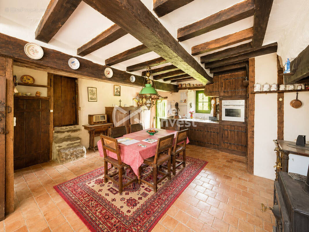 Maison 357 m² à Saint-Loup-Du-Dorat  - photo 2