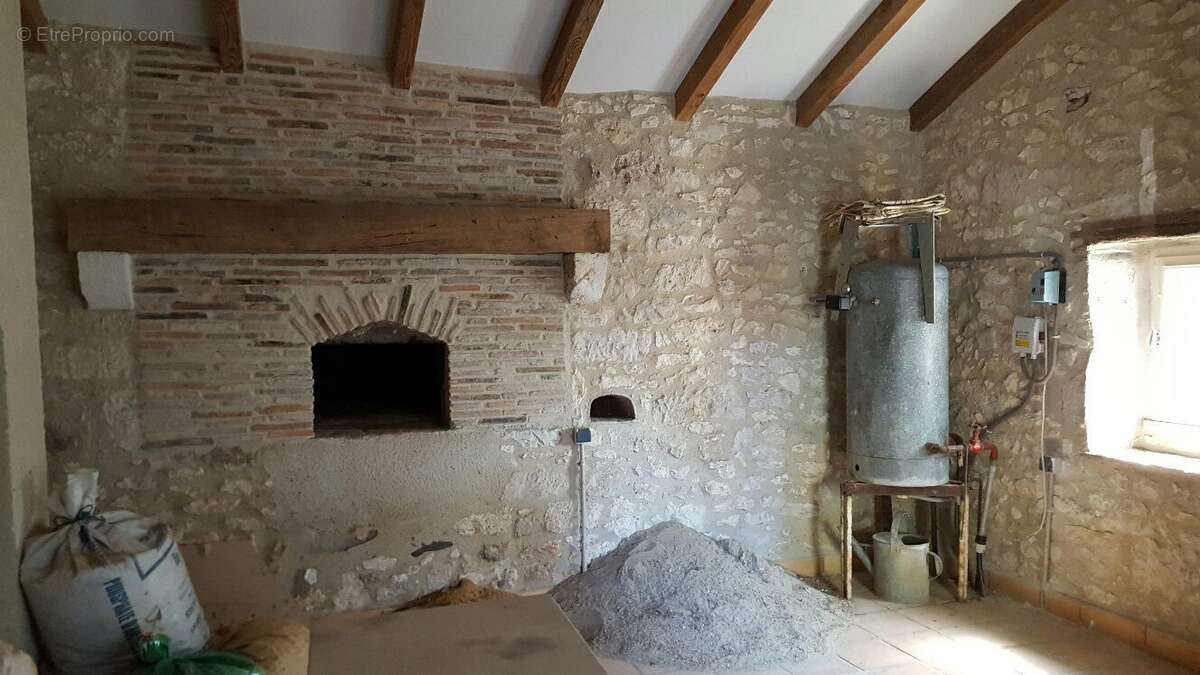 Maison à SAINT-AUBIN-DE-CADELECH