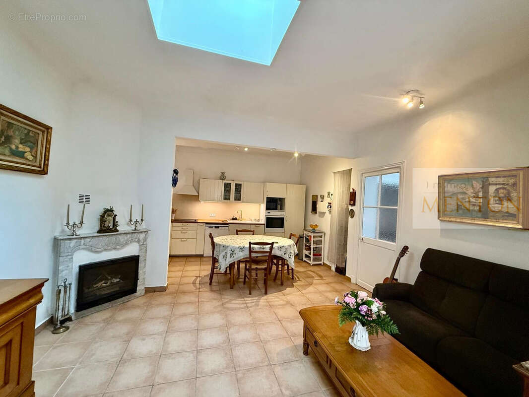Appartement à MENTON