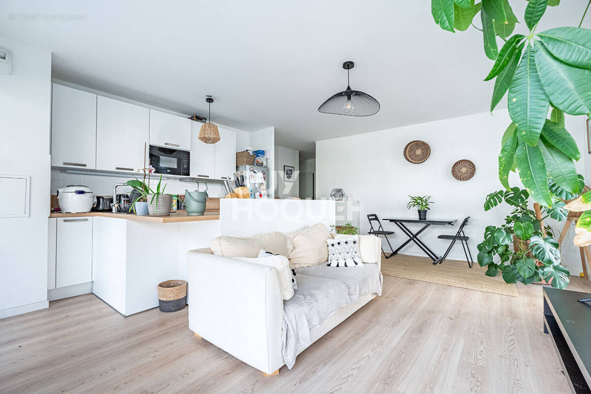 Appartement à GENNEVILLIERS