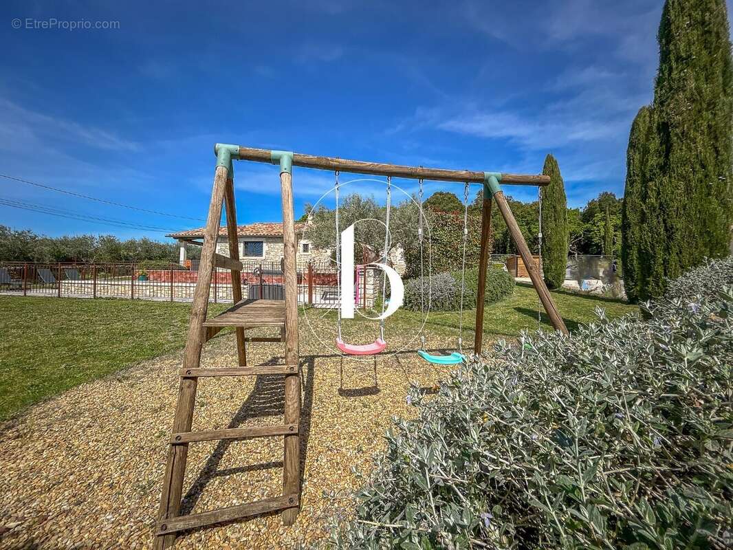 Maison à ORGNAC-L'AVEN