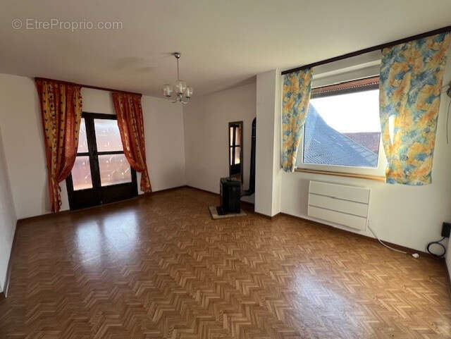 Maison de  village avec dépendances et terrain à Siegen 67160 - photo 7
