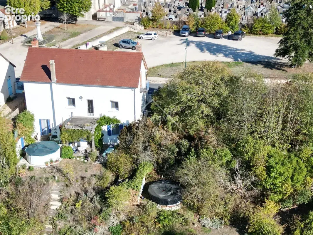 Maison avec un studio indépendant - photo 45