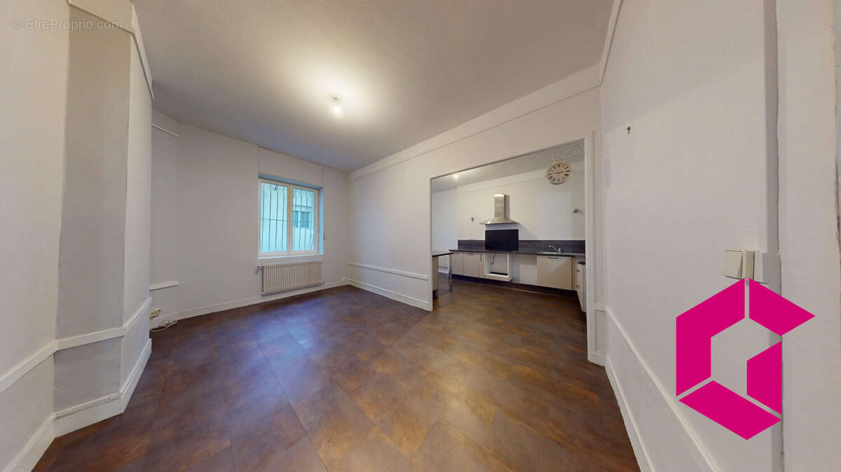 Appartement à SAINT-ETIENNE