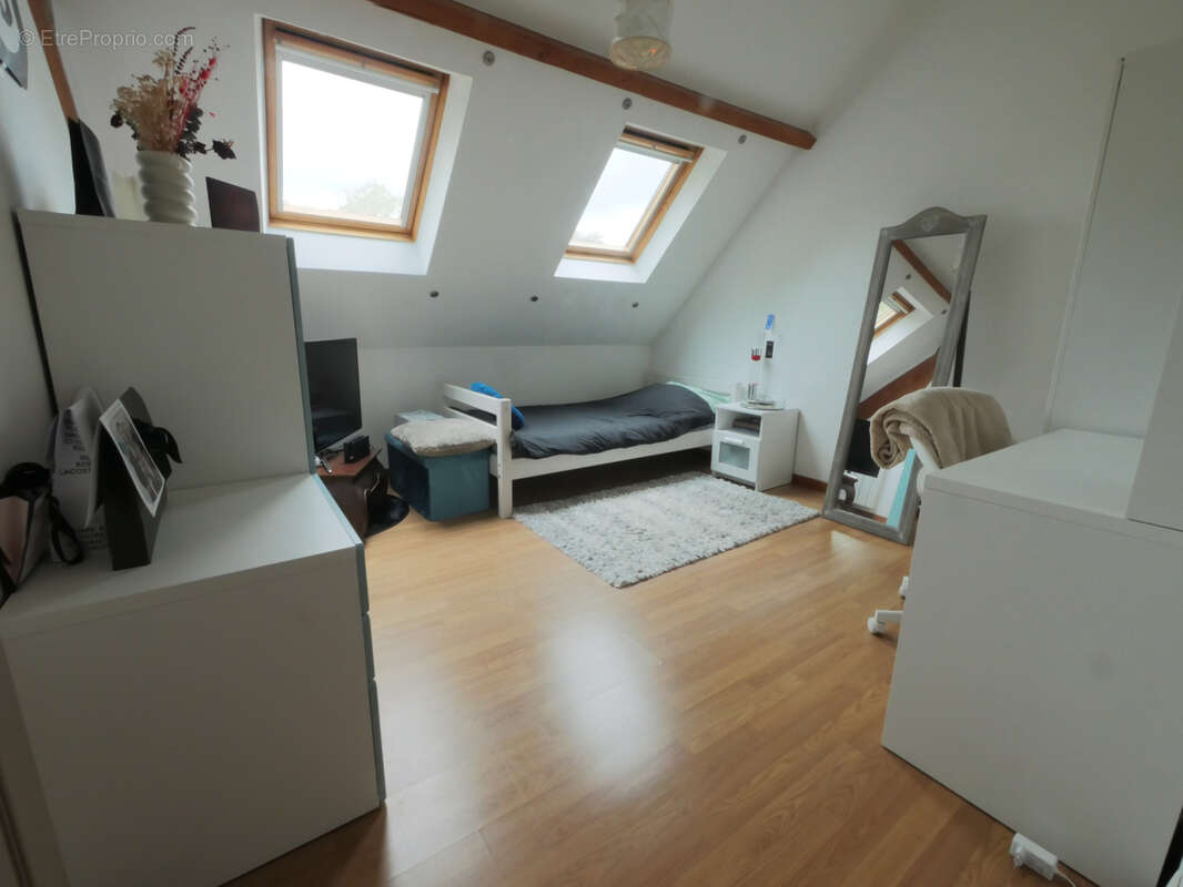 Maison à BERCHERES-SUR-VESGRE