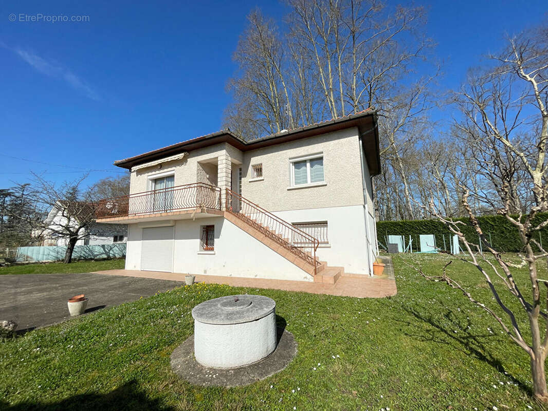 Maison à SAINT-SYLVESTRE-SUR-LOT