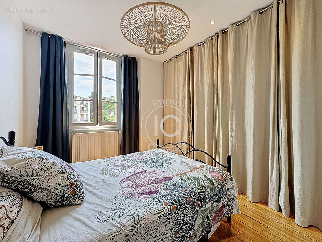 Appartement à TASSIN-LA-DEMI-LUNE