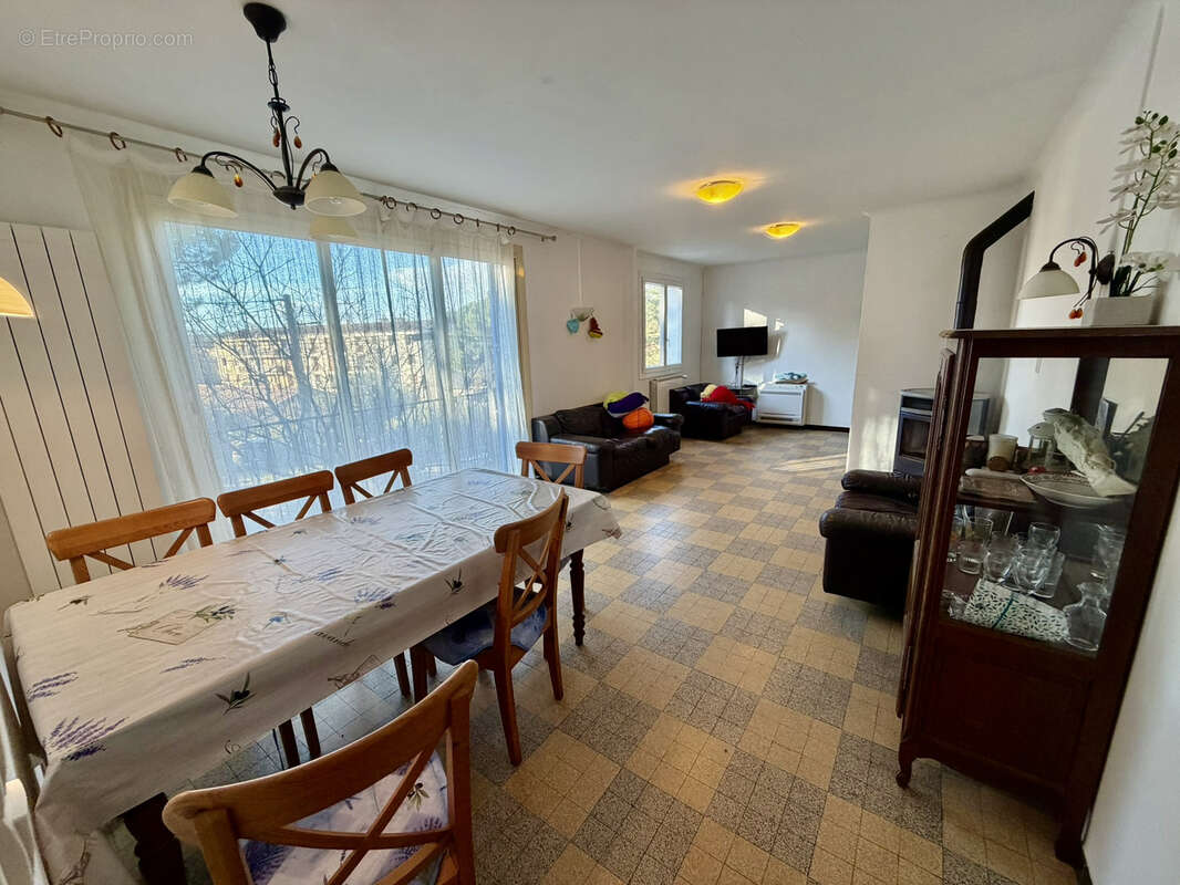 Maison à VAISON-LA-ROMAINE