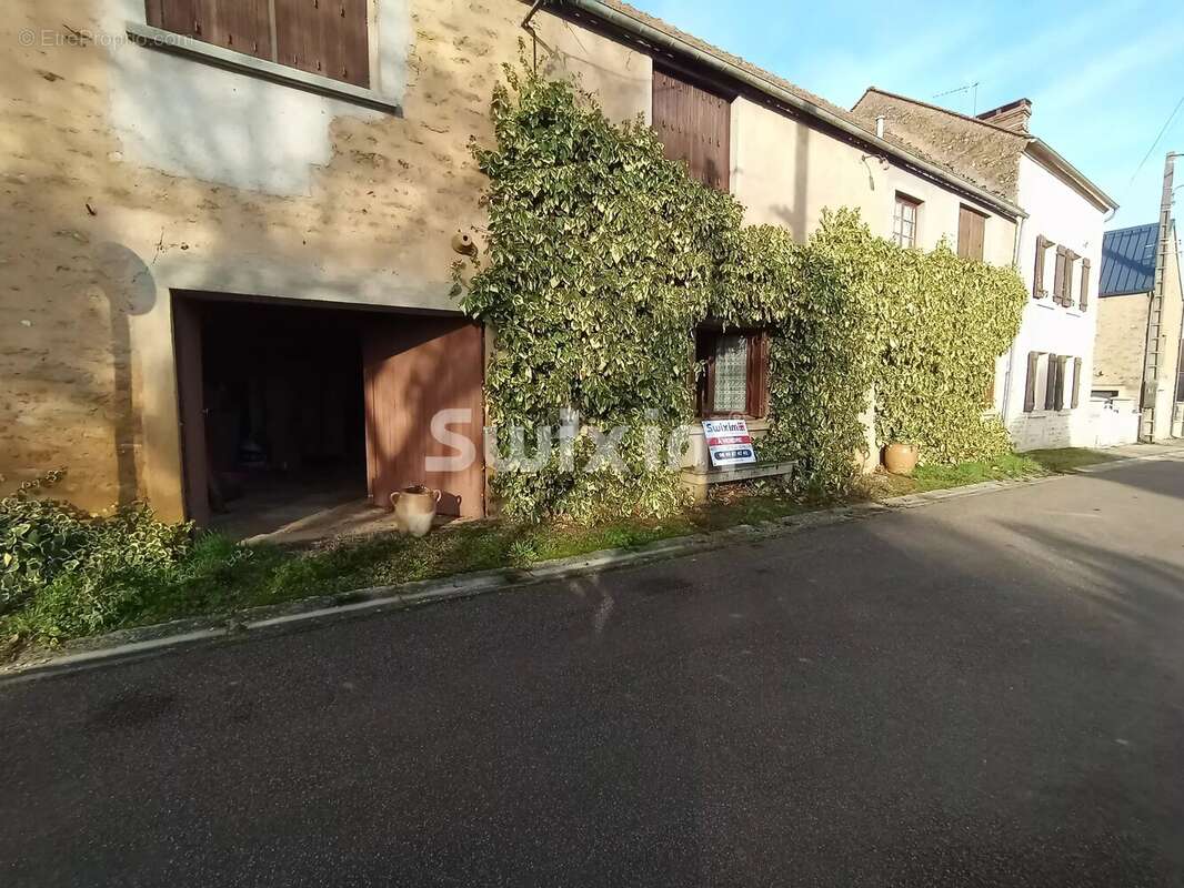 Maison à ATHIE