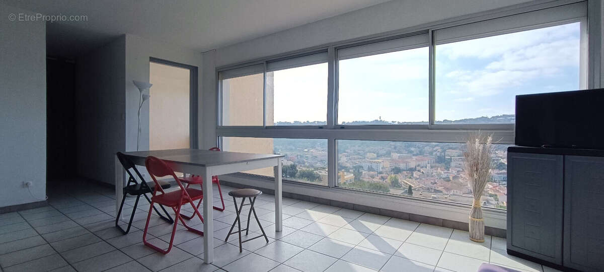 Appartement à SAINT-MANDRIER-SUR-MER