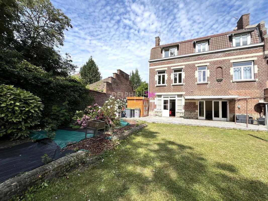 Maison à QUESNOY-SUR-DEULE