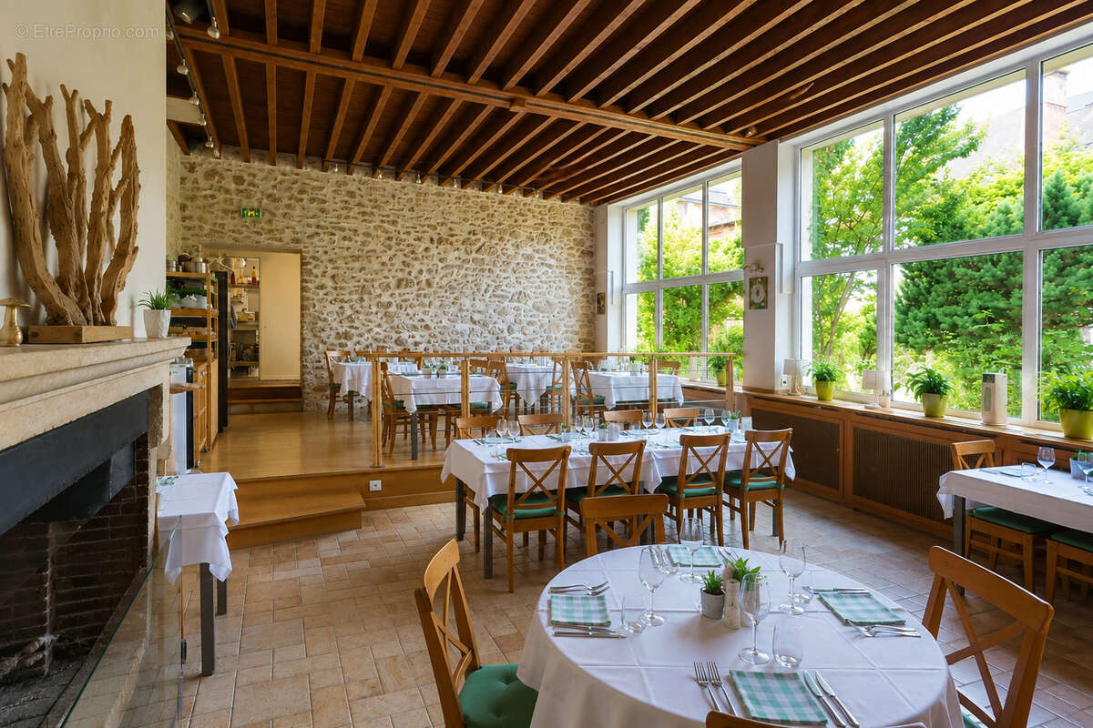 Domaine immobilier en centre ville - photo 11
