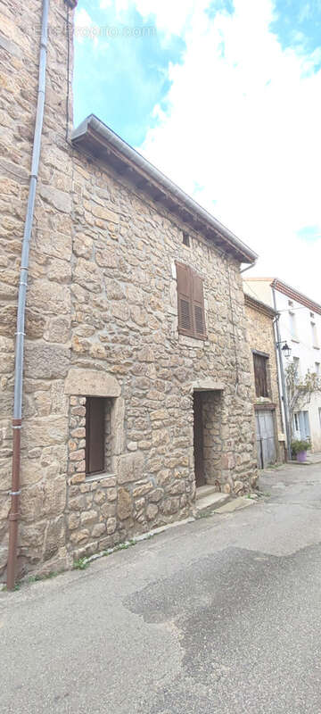 Maison à GILHOC-SUR-ORMEZE