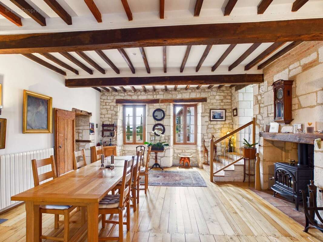 Élégante Ferme en Pierre avec Piscine de 18 m et 17 hectares à proximité de Gaillac - photo 5