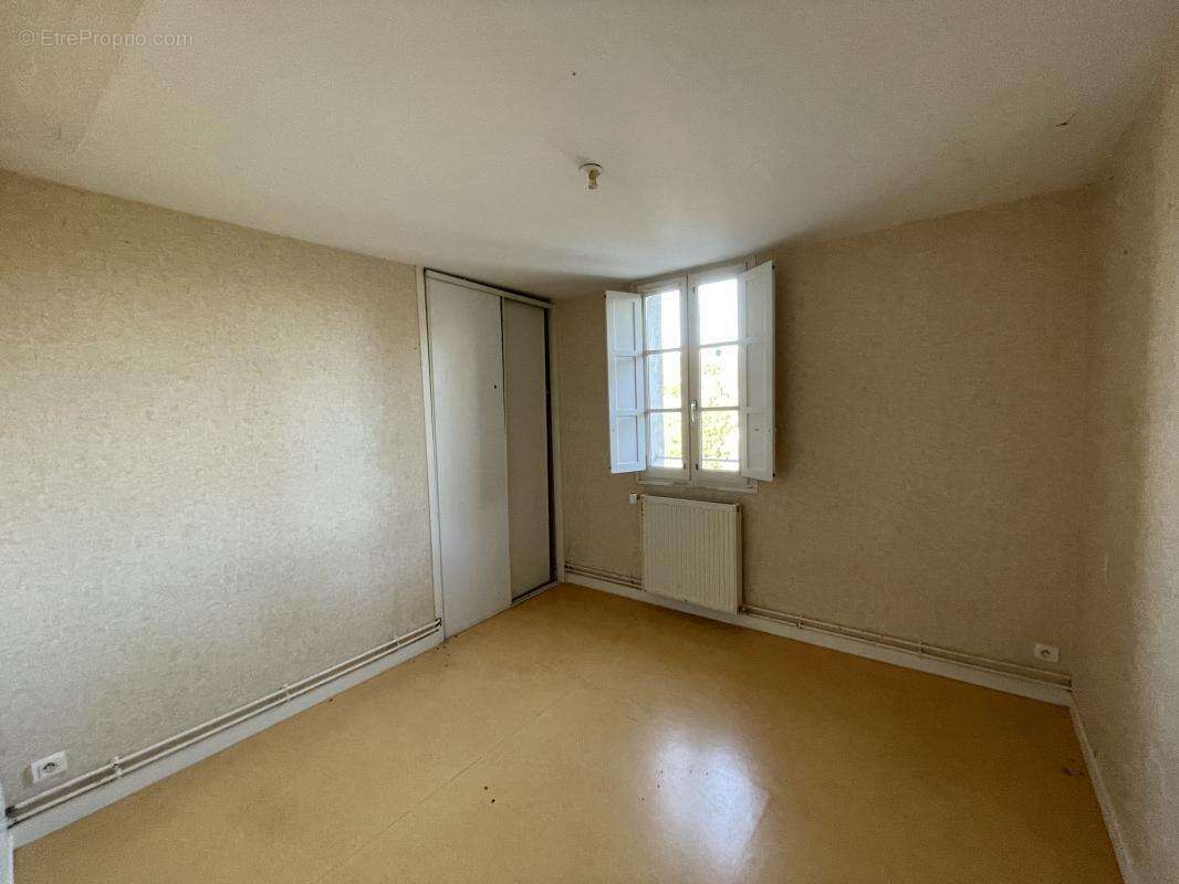 Maison à DONZENAC