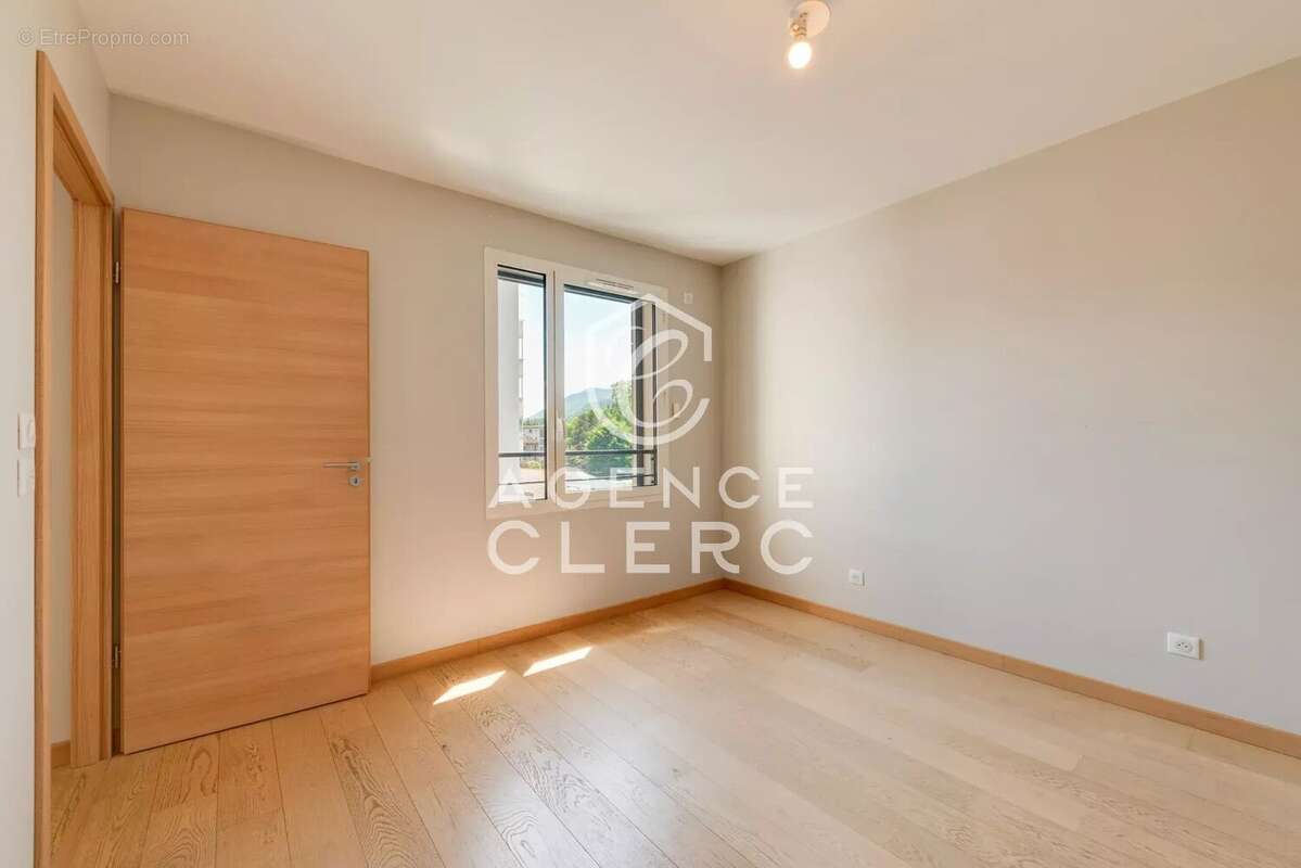 Appartement à ANNECY-LE-VIEUX