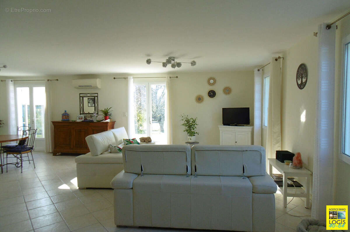 Maison à SAINT-LON-LES-MINES