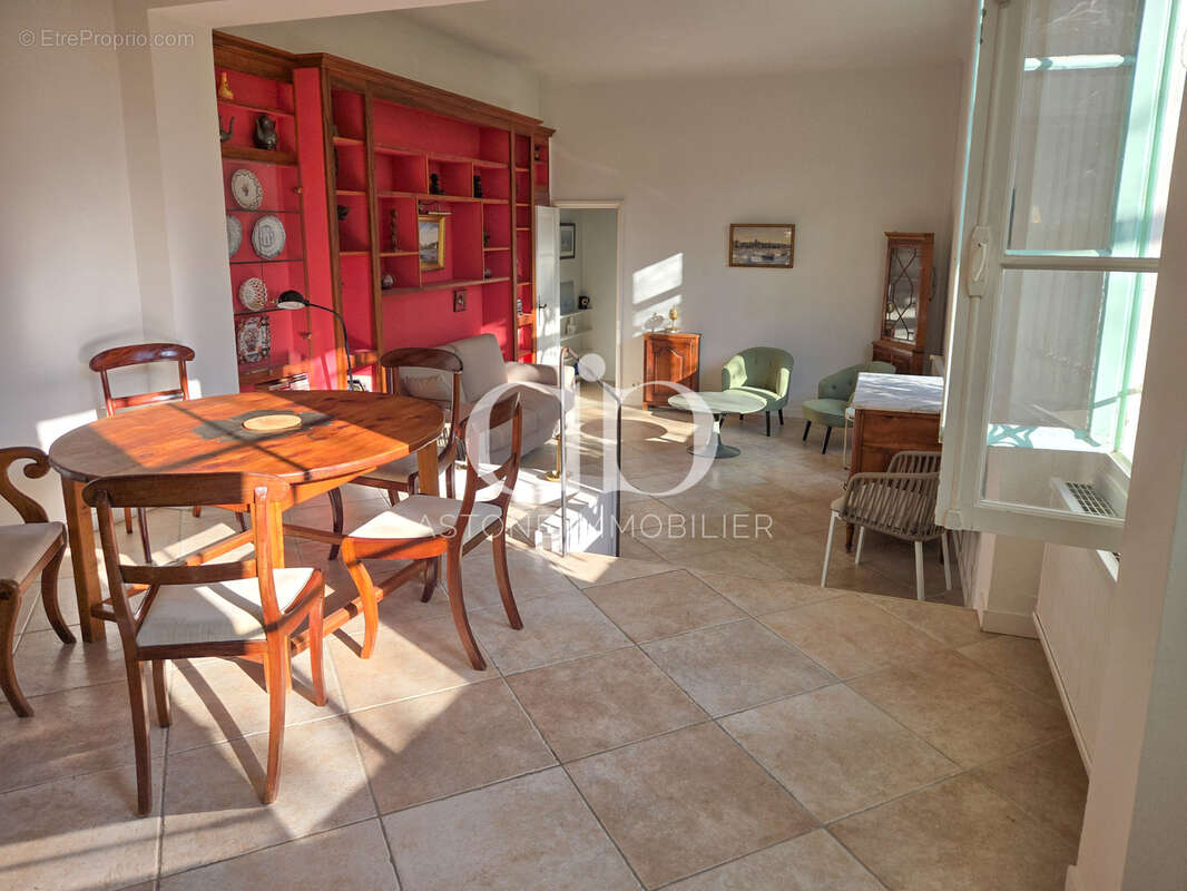 Appartement à CASSIS