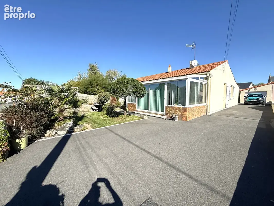 Maison Saint Georges De Pointindoux  5 pièce(s) - 99 m² - photo 3