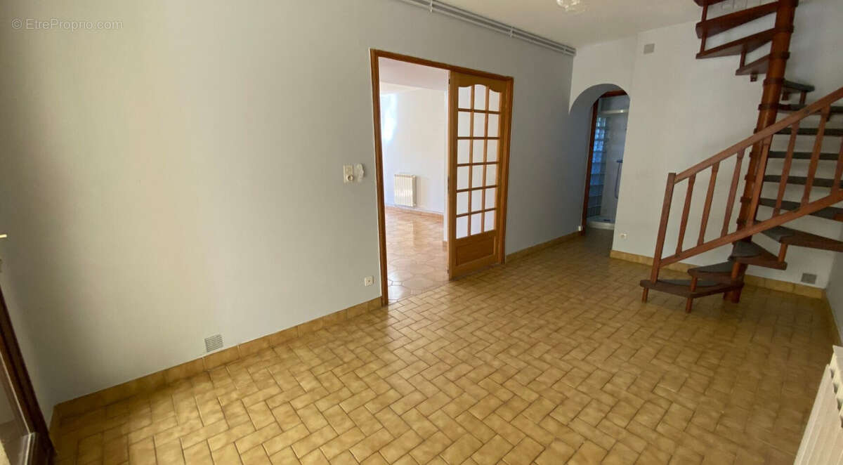 Maison à SAINT-PERAY