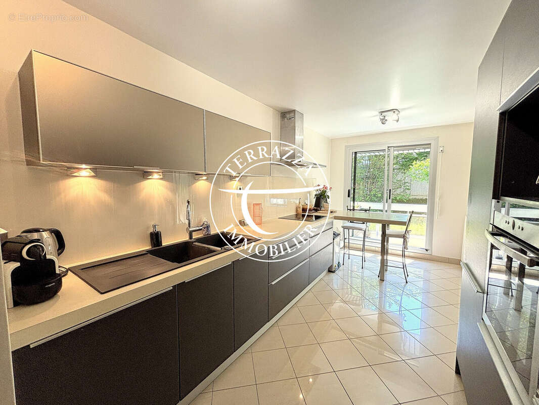 Appartement à BOUGIVAL