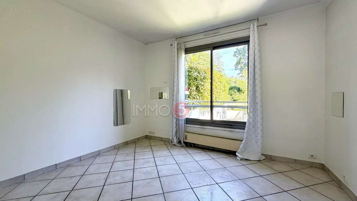 Appartement à LE RAINCY