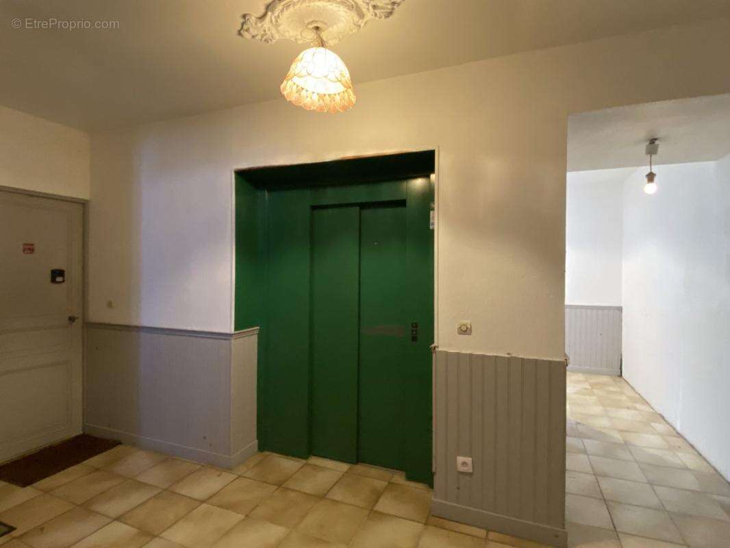 Appartement à ALVIGNAC