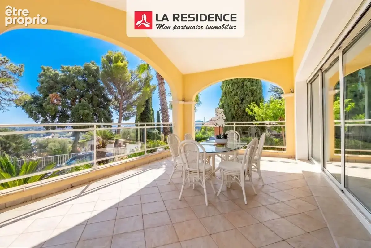 Maison 138 m² à Frejus  - photo 3