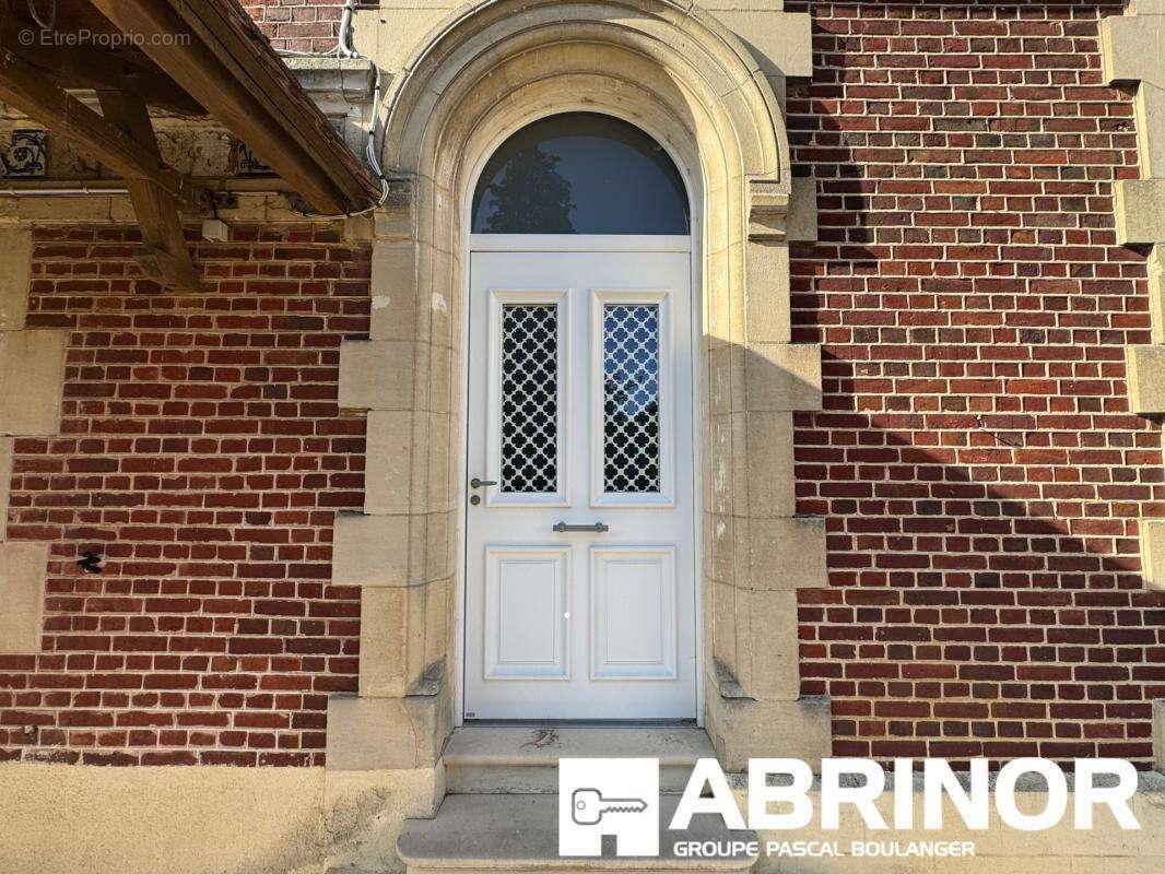 Maison à EPINEUSE