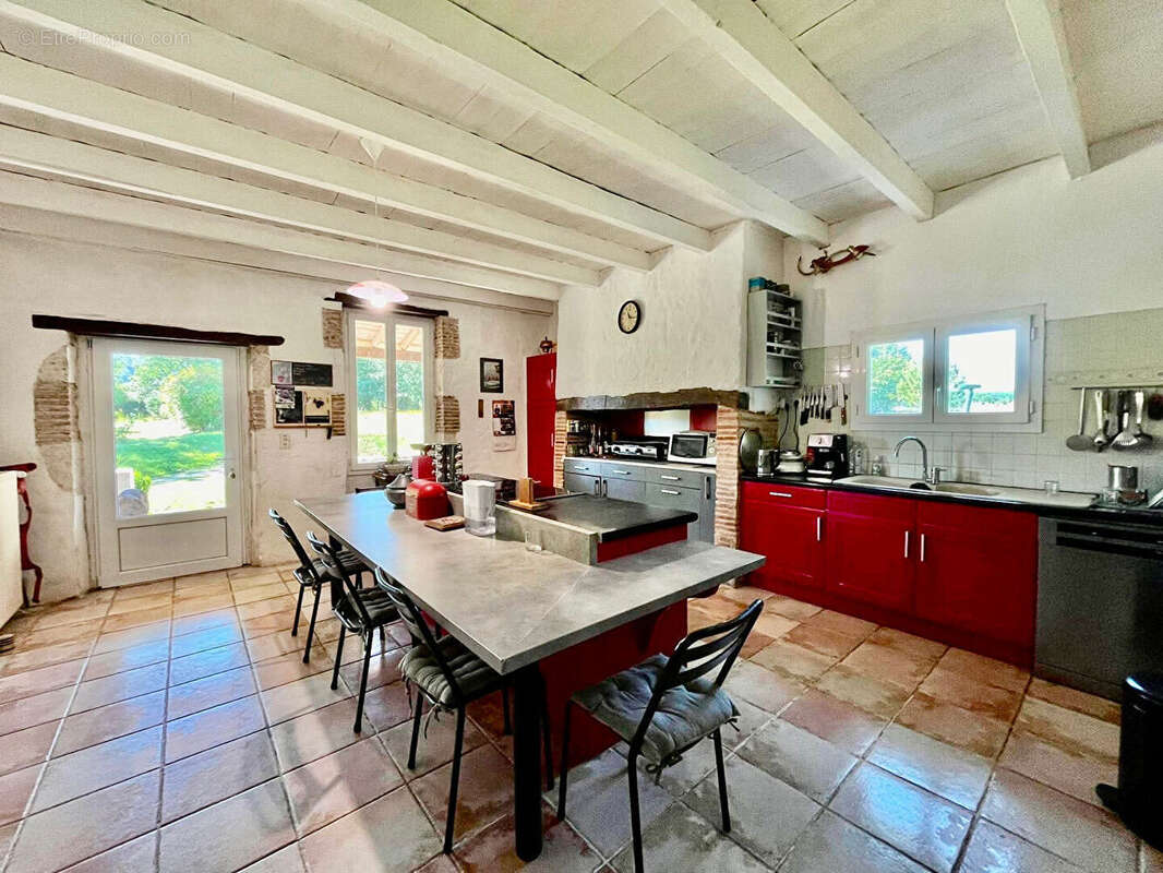 Maison à CASTELMORON-SUR-LOT