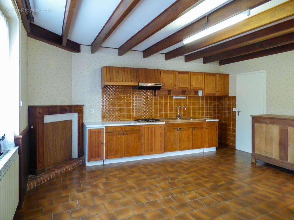 Maison à SAUZE-VAUSSAIS