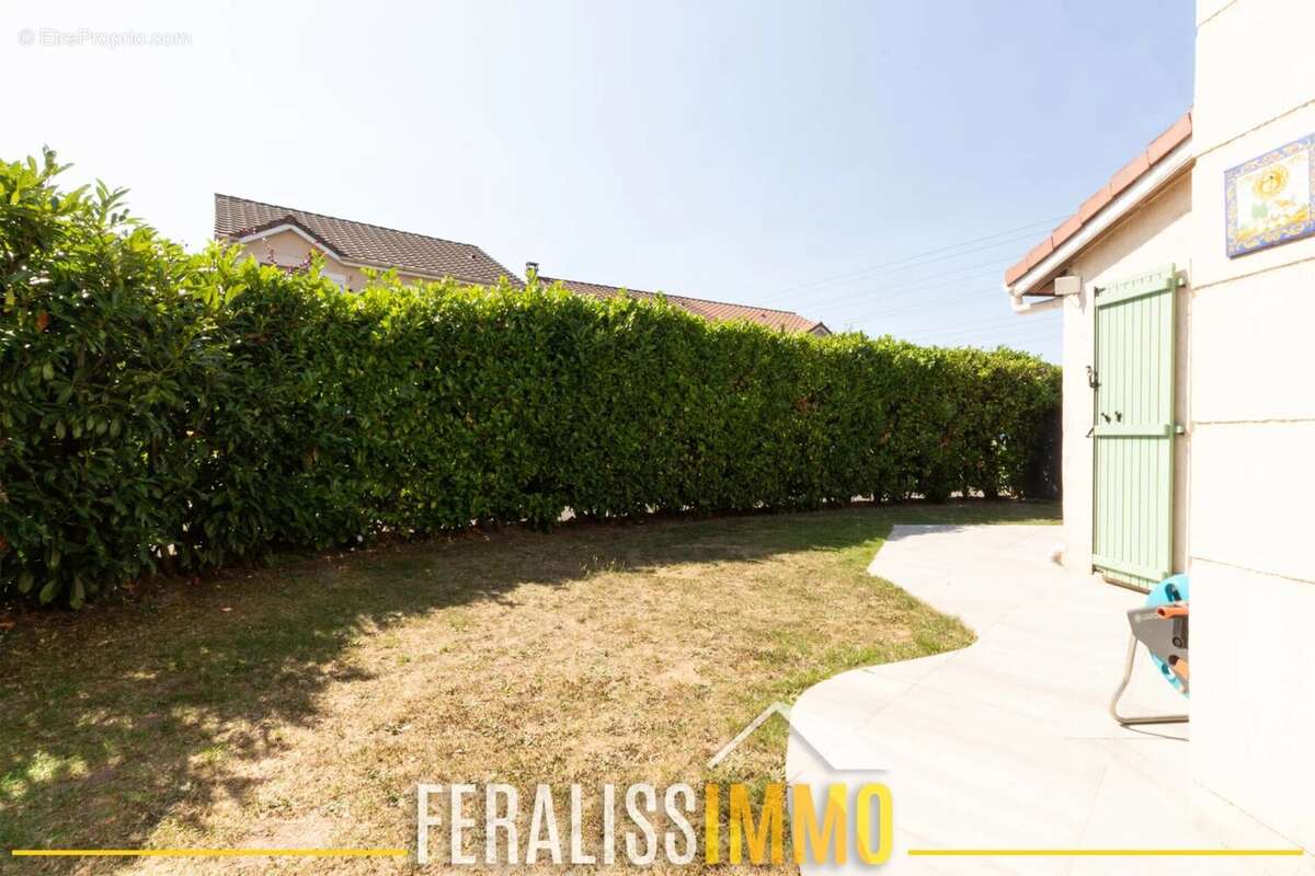 Maison à COURDIMANCHE