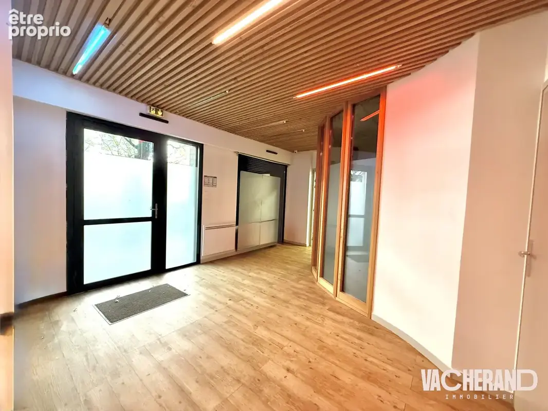 Commerce 75 m² à vendre à Lille (59000) - photo 2