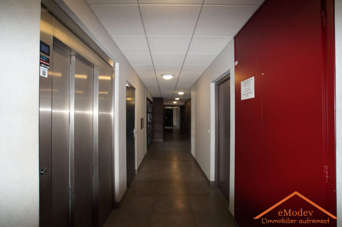 Entrée - Appartement à EPINAL