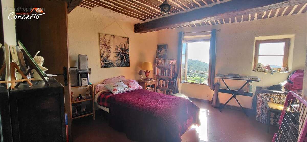 Appartement à CALLAS