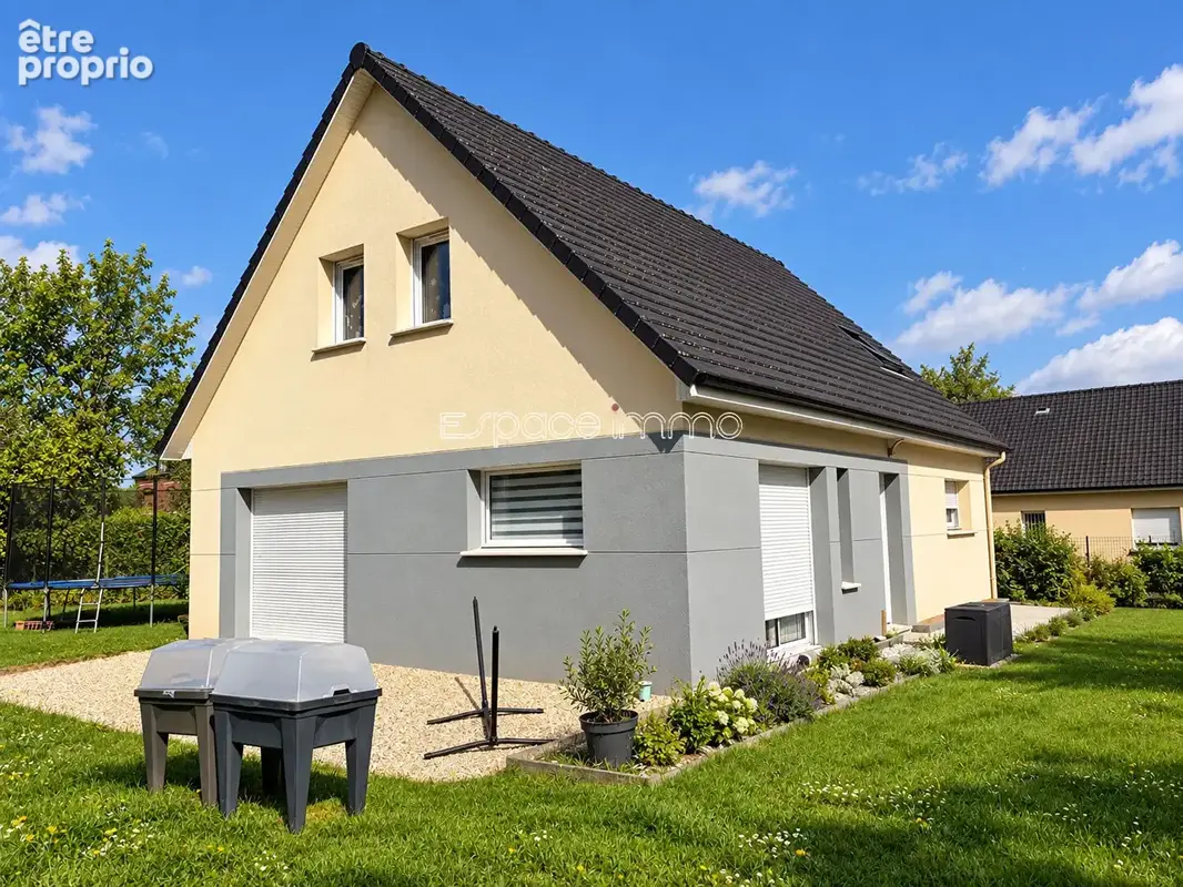 Maison à MALAUNAY