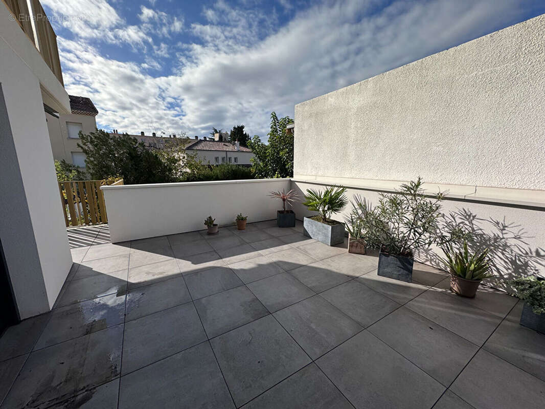 Appartement à GUILHERAND-GRANGES