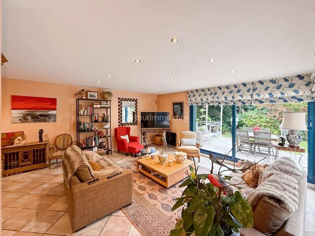 Maison à LIMEIL-BREVANNES