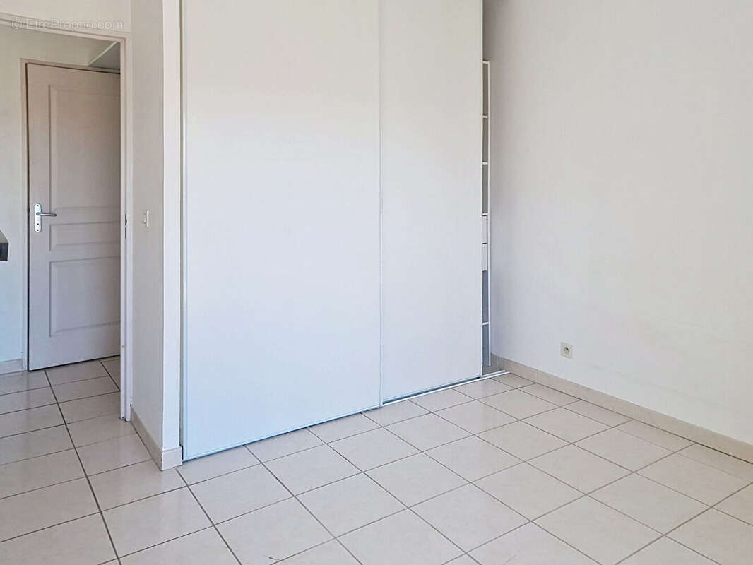A vendre appartement t2 terrasse garage montpellier la lironde - photo 7