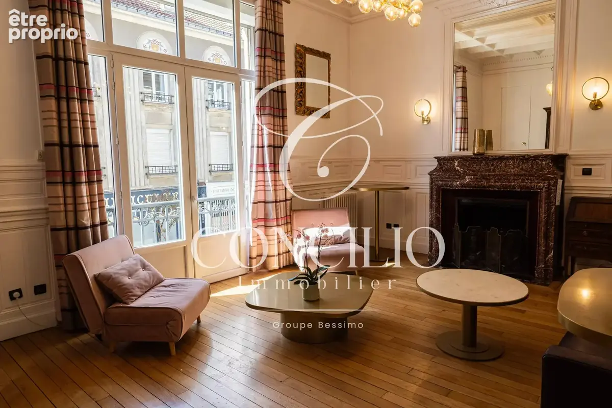 À VENDRE Une maison de famille de style Belle Époque, à la française - photo 2