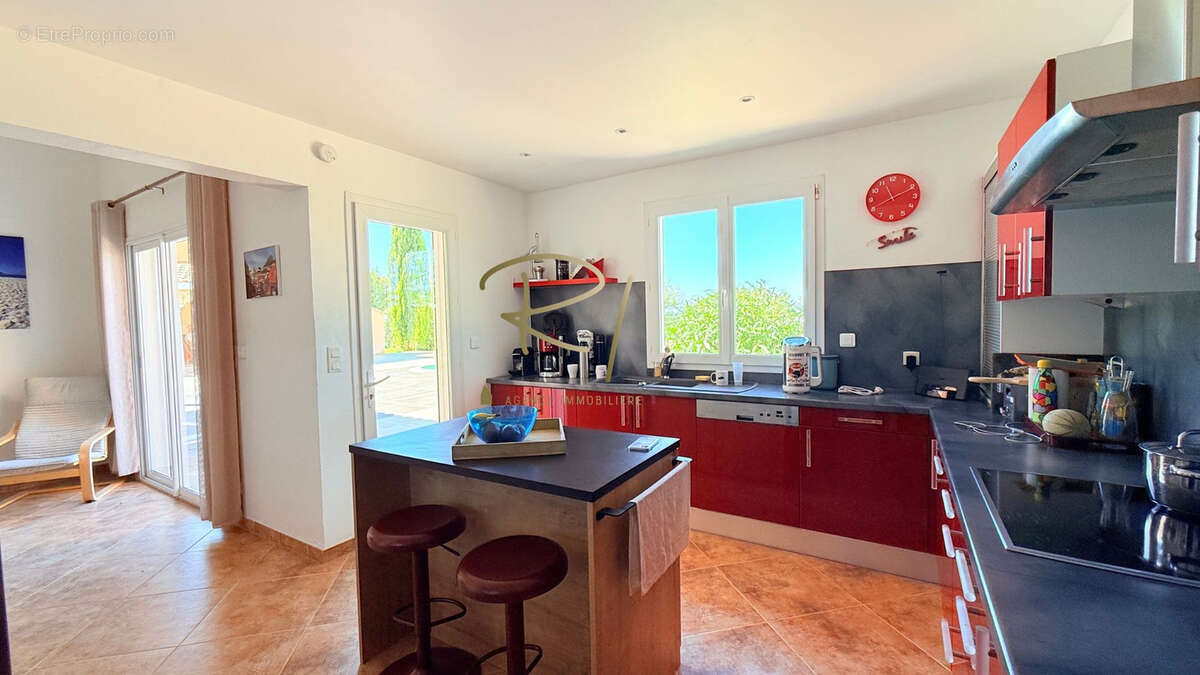 Maison à ORGNAC-L'AVEN