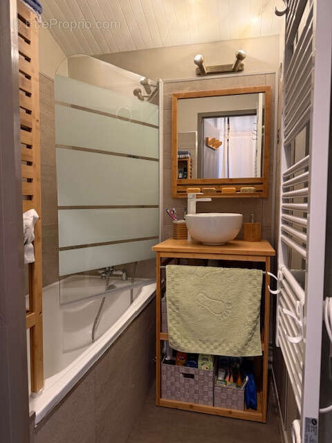 Appartement à CREST-VOLAND