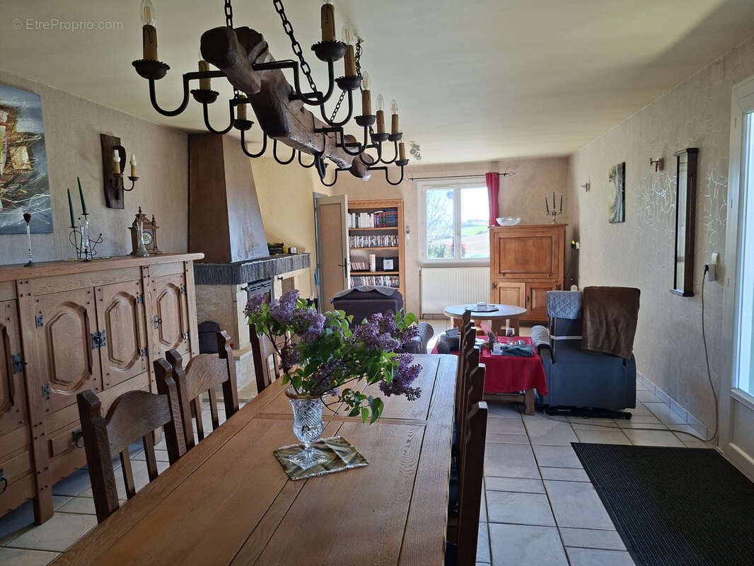 Maison à MIRANDE