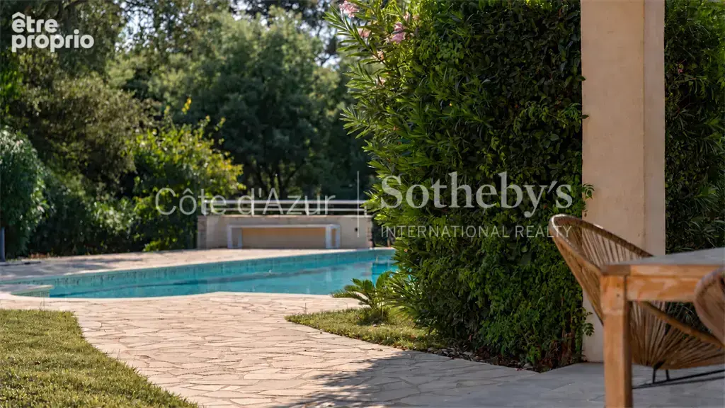 Grimaud, propriété privée avec piscine et solarium à quelques pas des plages - photo 5