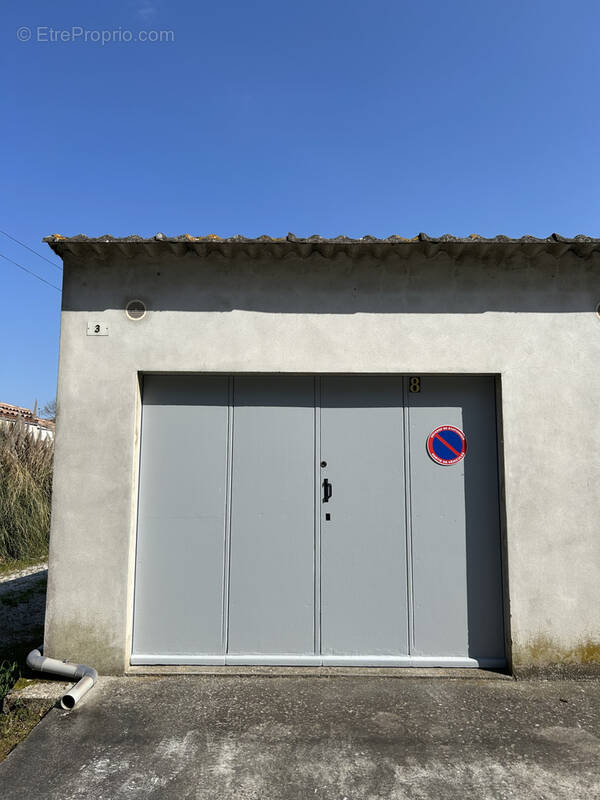 Parking à BRAM